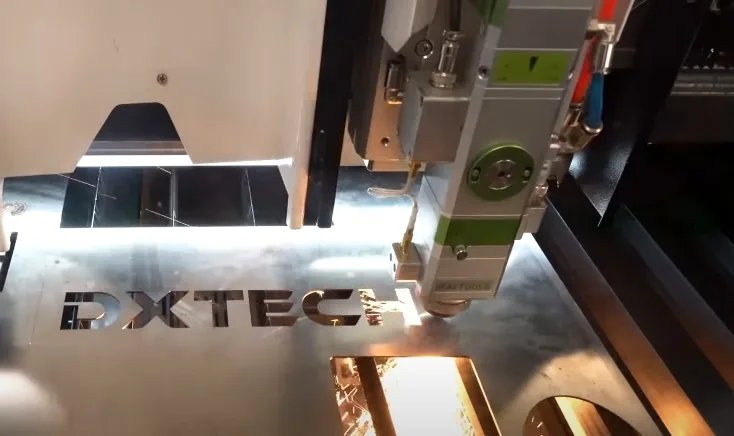 Aplicacoes de corte de chapas metalicas