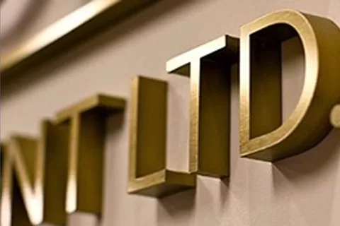 maquina-de-entalhar-letras-em-canal-de-aluminio-automatica6