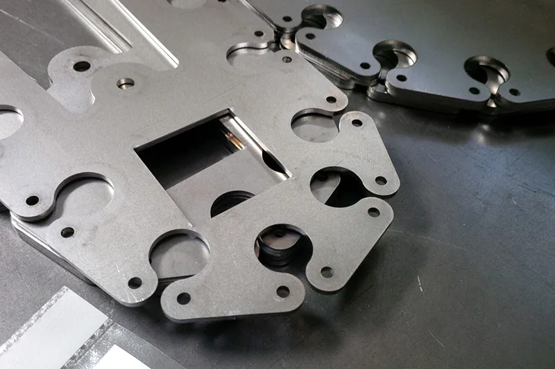 Amostra de maquina de corte a laser de metal de 3kw da DXTECH